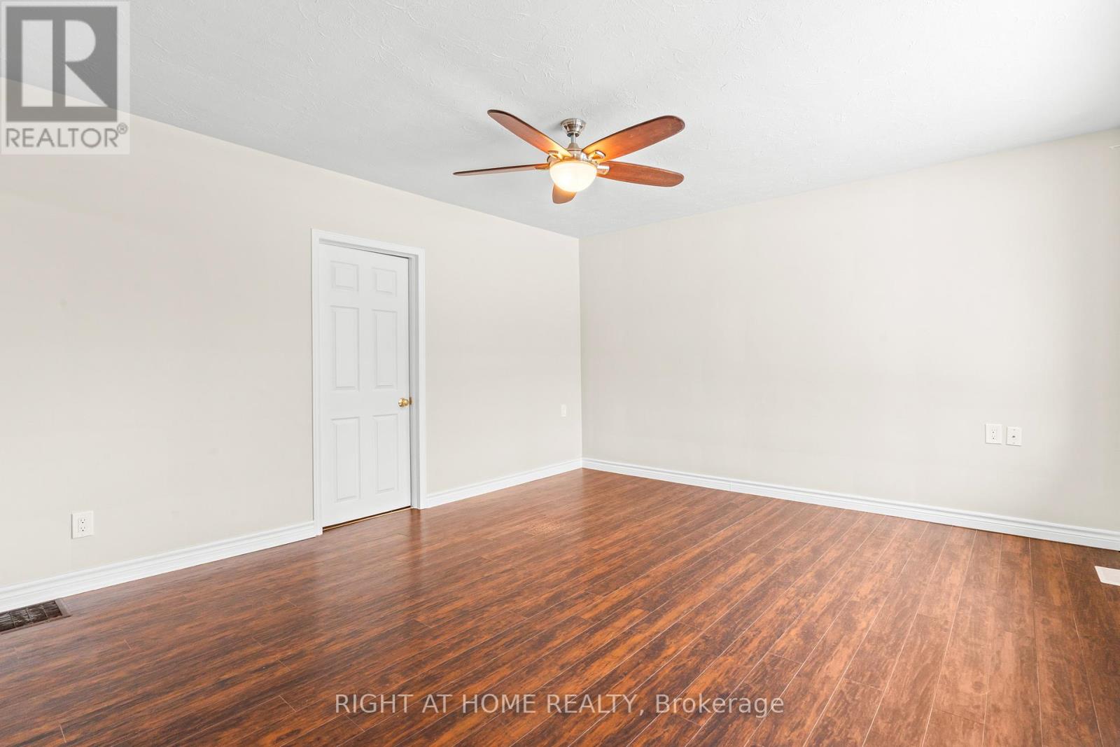 81 Jonas Street, Essa, Ontario  L0M 1B0 - Photo 9 - N12599126