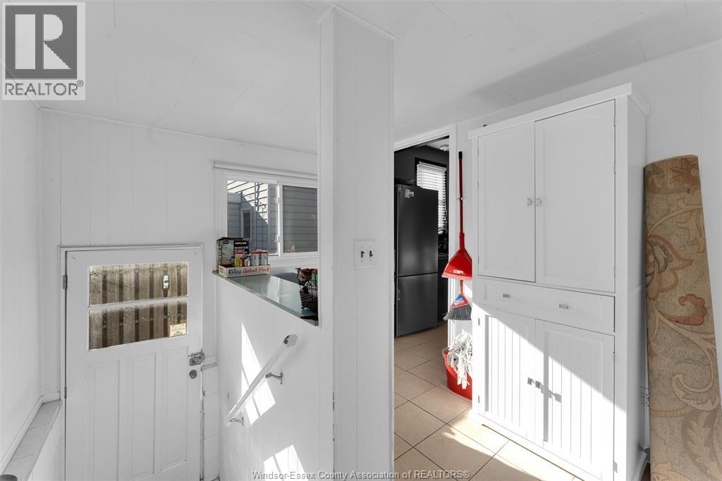 719 Eugenie, Windsor, Ontario  N8X 2Y6 - Photo 19 - 25031117