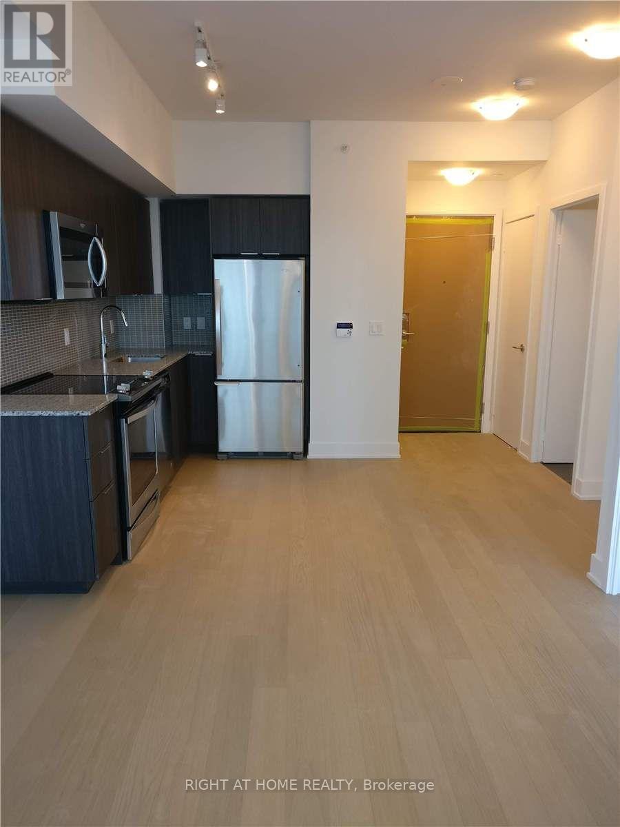 3415 - 30 Shore Breeze Drive, Toronto, Ontario  M8V 0J1 - Photo 9 - W12599042