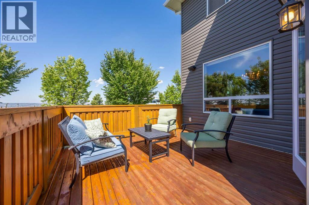 184 Cougar Ridge Manor Sw, Calgary, Alberta  T3H 0V4 - Photo 38 - A2272500