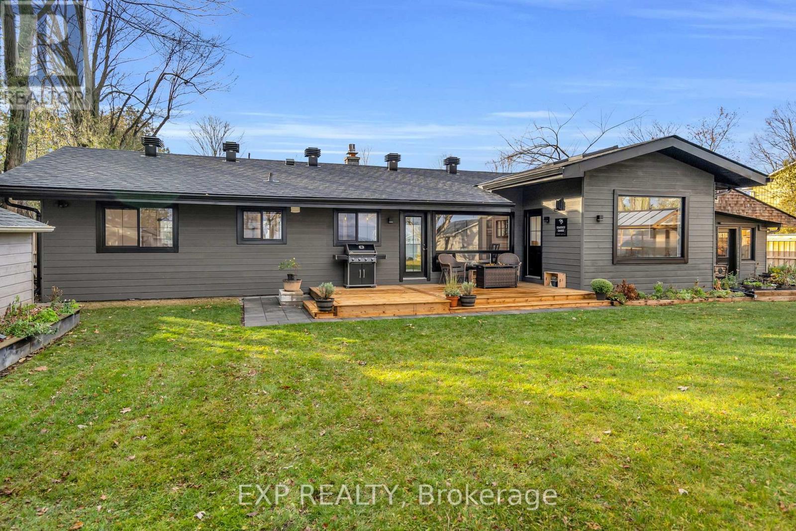 621 Duclos Point Road, Georgina, Ontario  L0E 1N0 - Photo 39 - N12597084