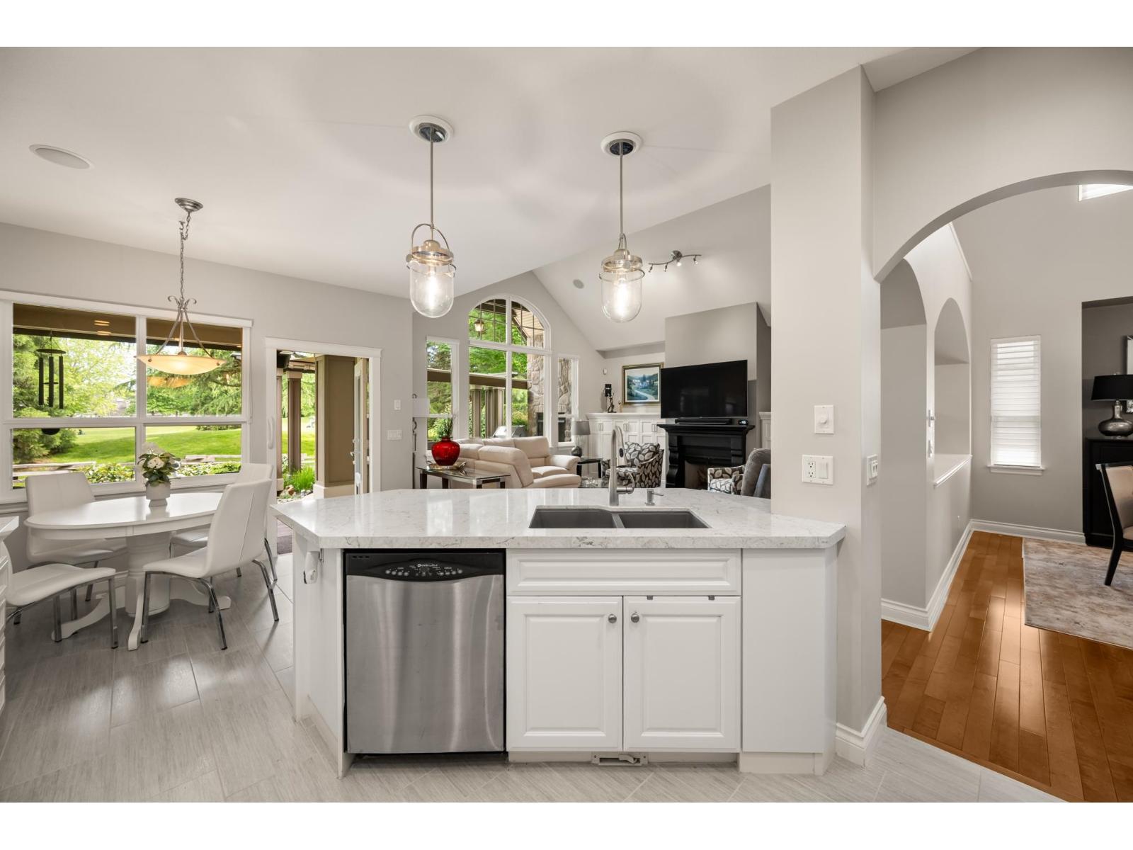 1 3300 157a Street, Surrey, British Columbia  V3Z 2P2 - Photo 11 - R3071917