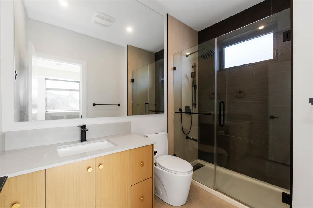 16211 96b Avenue, Surrey, British Columbia  V4N 5X2 - Photo 9 - R3071880