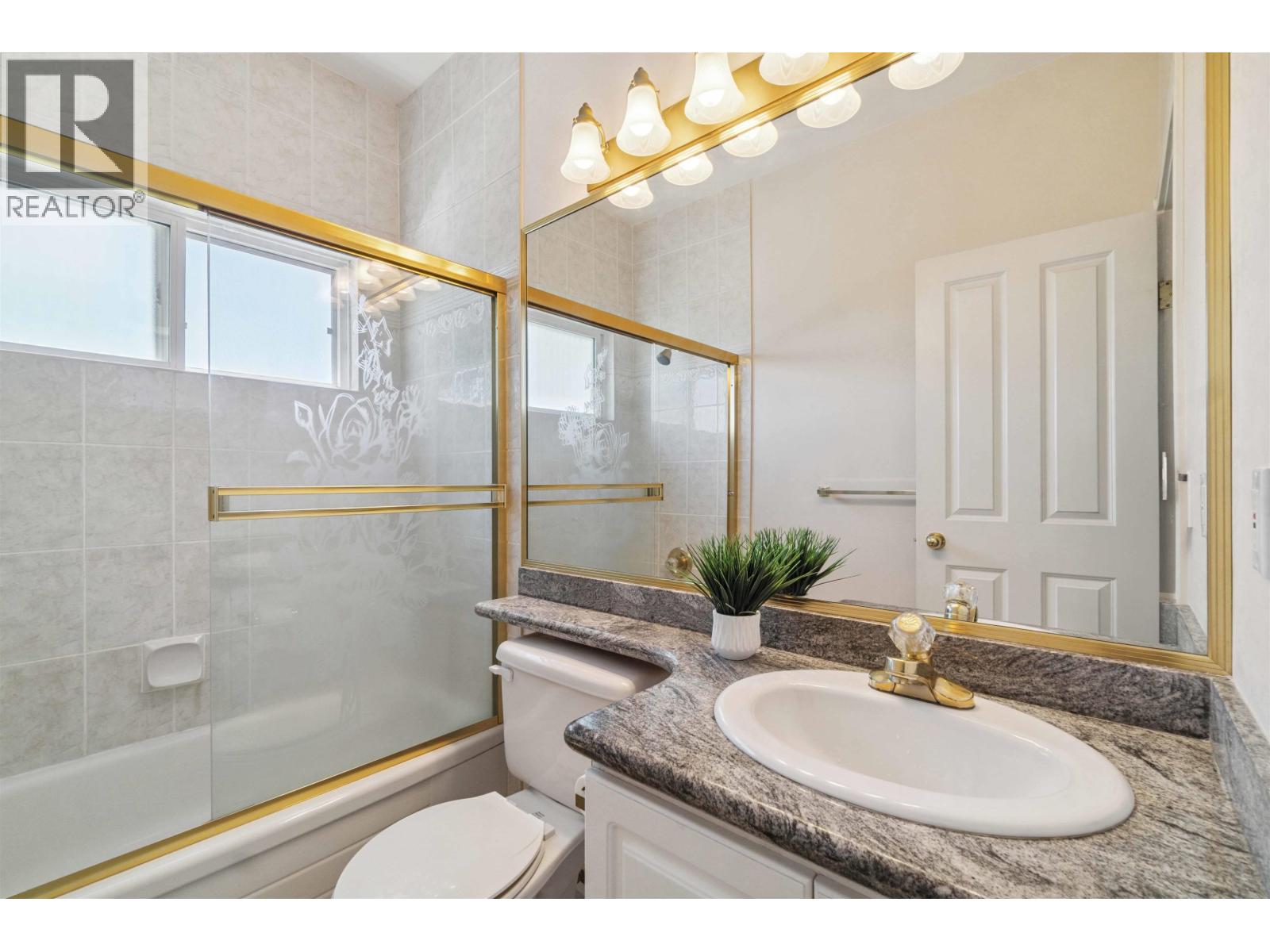 1303 W 67th Avenue, Vancouver, British Columbia V6P 2T3 - Photo 16 - R3071830