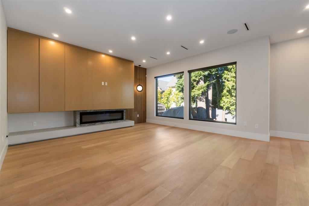 16211 96b Avenue, Surrey, British Columbia  V4N 5X2 - Photo 4 - R3071880