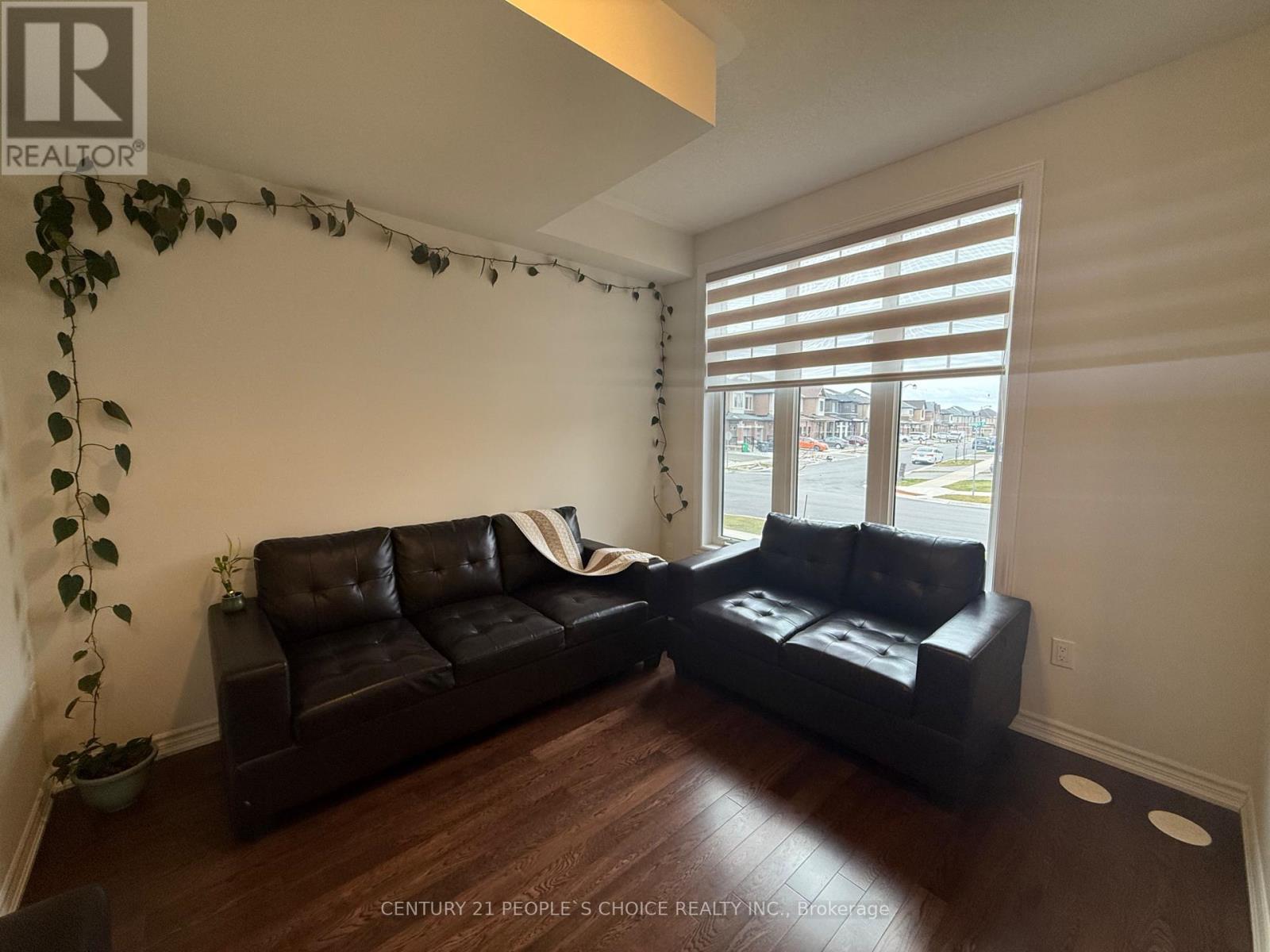 25 Minnock Street, Caledon, Ontario  L7C 1Z9 - Photo 13 - W12588742