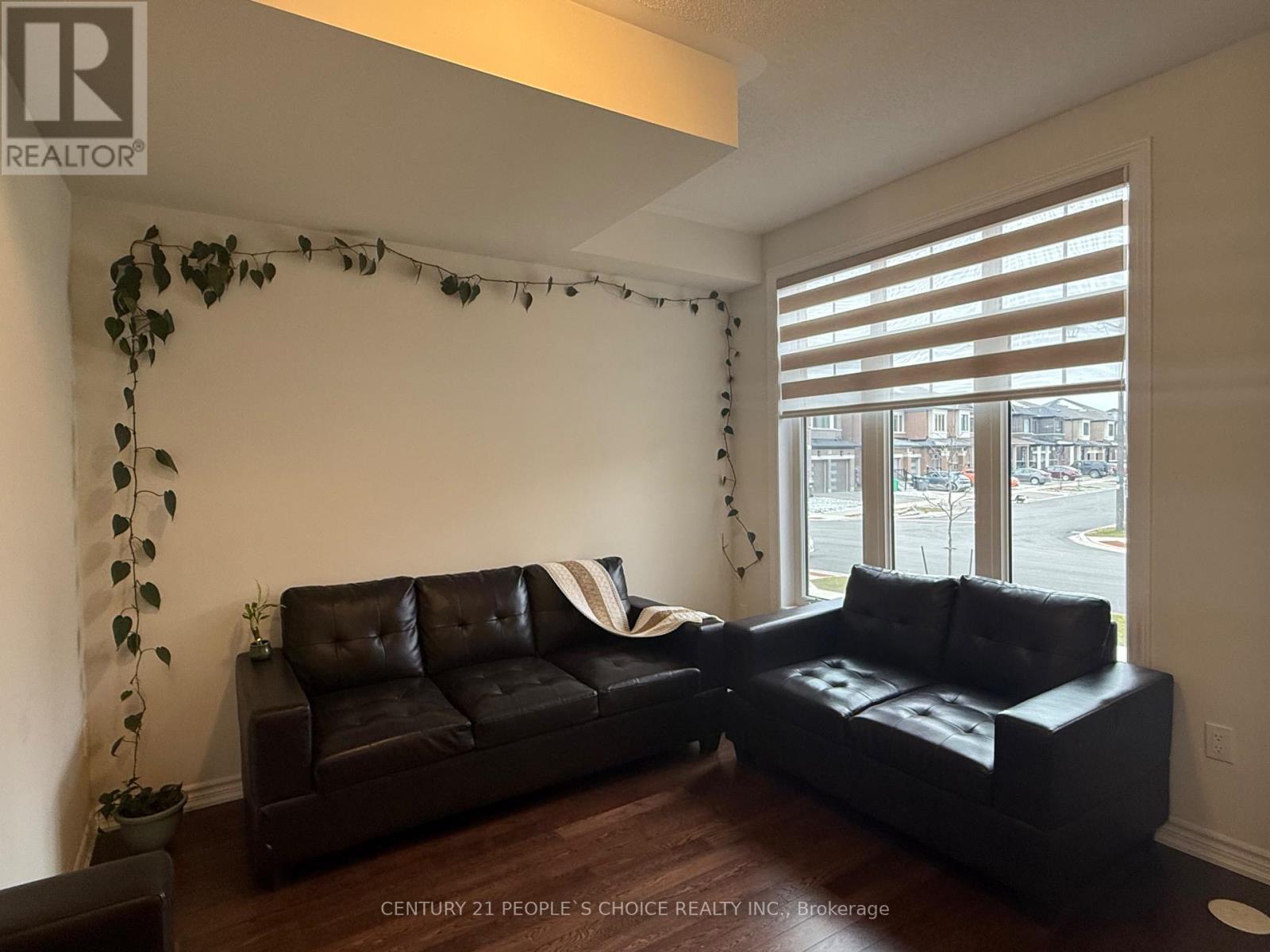 25 Minnock Street, Caledon, Ontario  L7C 1Z9 - Photo 15 - W12588742