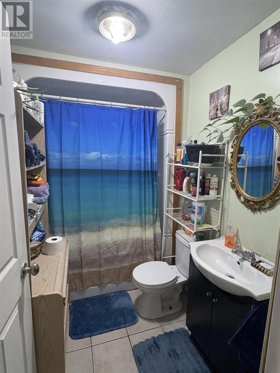 173 Dennis St, Sault Ste. Marie, Ontario  P6A 2X4 - Photo 14 - SM253406