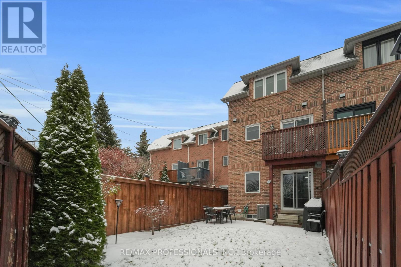 6 Lilac Avenue, Toronto, Ontario  M9M 1G3 - Photo 45 - W12598288