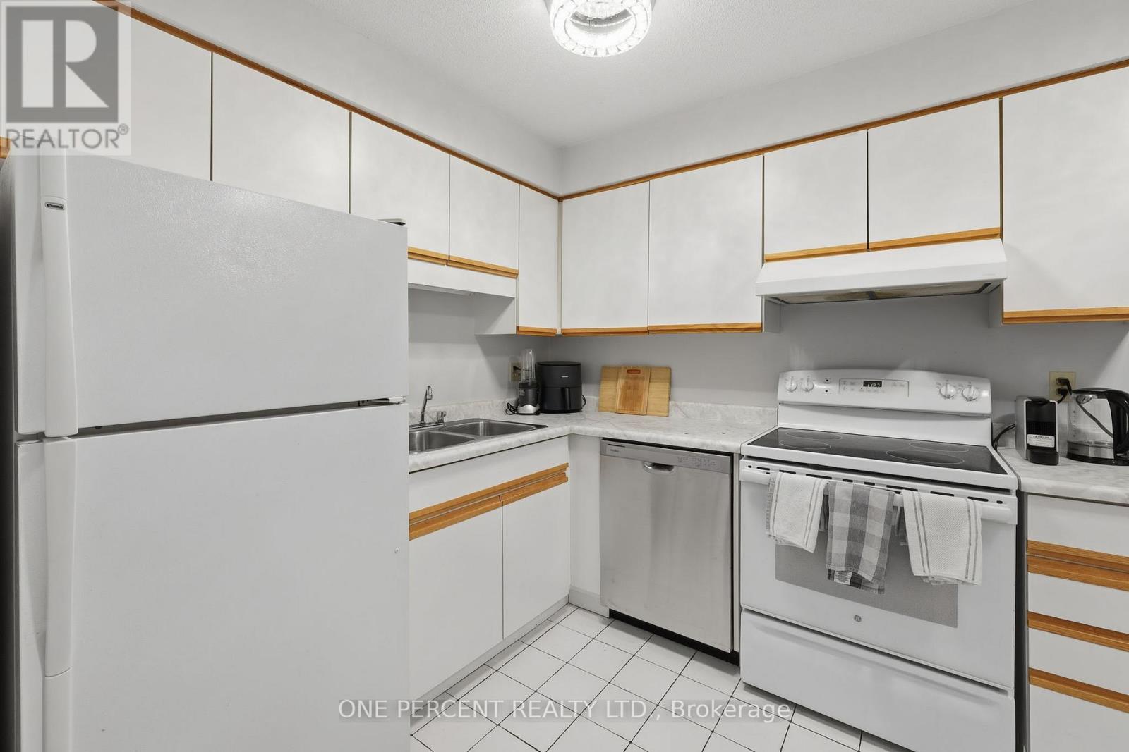 709 - 695 Richmond Street, London East, Ontario  N6A 5M8 - Photo 23 - X12599140