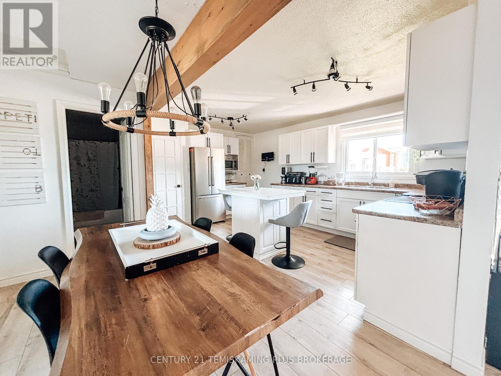 203 Roland Road, Temiskaming Shores, Ontario  P0J 1P0 - Photo 13 - T12599222