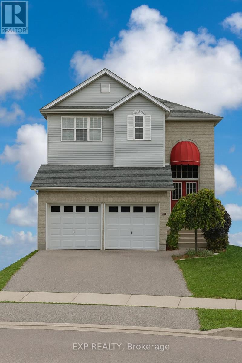 UPPER - 235 PINELAND COURT, Waterloo, Ontario