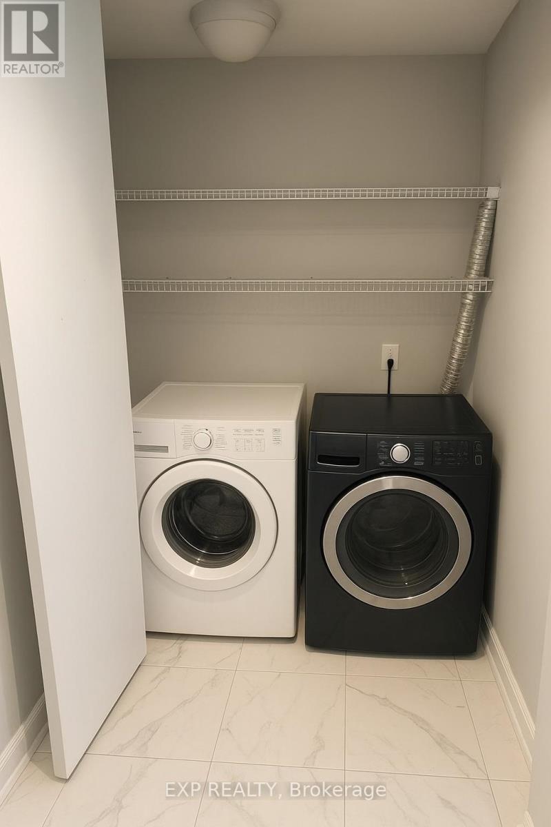 Upper - 235 Pineland Court, Waterloo, Ontario  N2T 2S3 - Photo 17 - X12598976