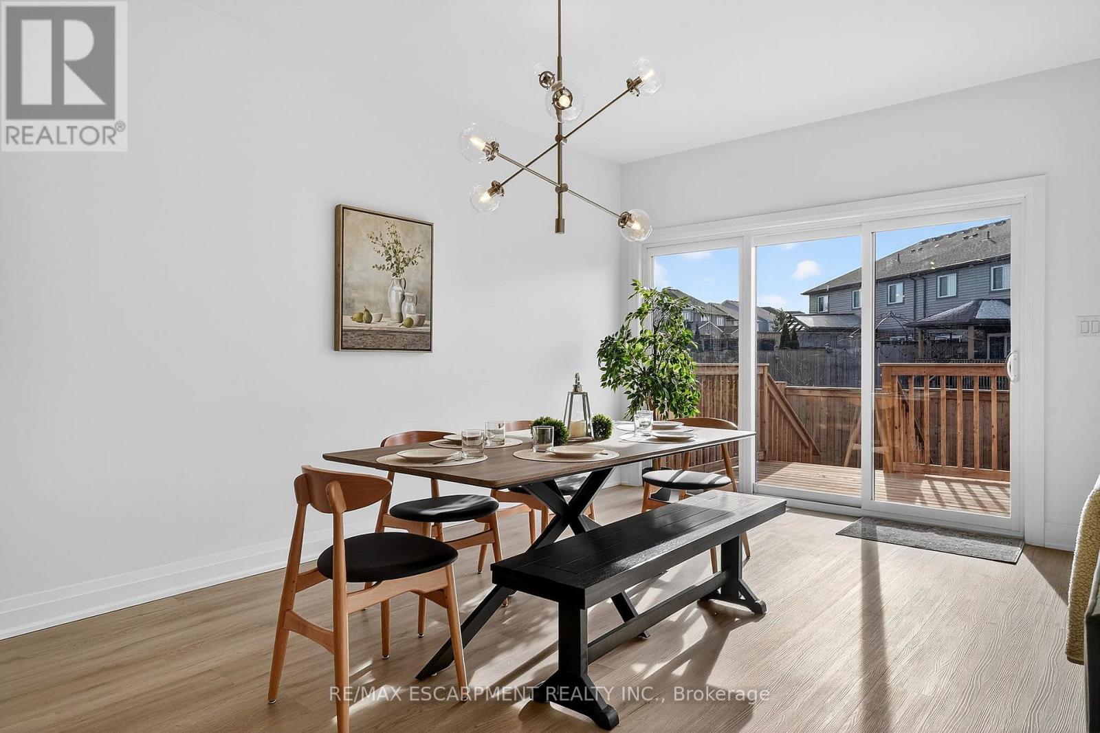 8868 Angie Drive, Niagara Falls, Ontario  L2H 3W8 - Photo 13 - X12599030