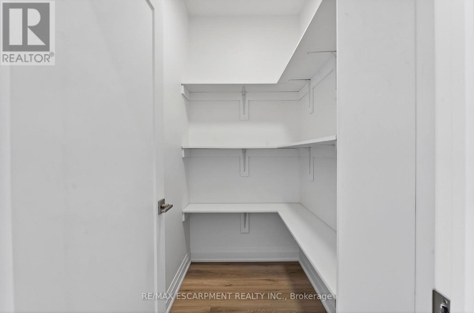 8868 Angie Drive, Niagara Falls, Ontario  L2H 3W8 - Photo 20 - X12599030