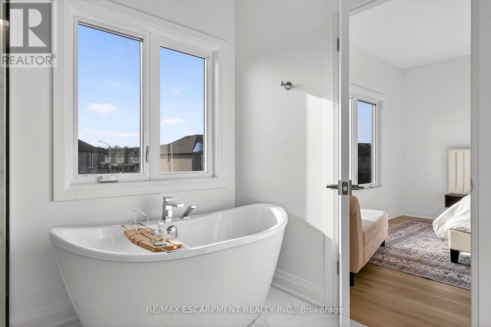 8868 Angie Drive, Niagara Falls, Ontario  L2H 3W8 - Photo 25 - X12599030