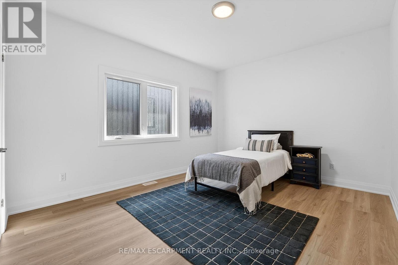 8868 Angie Drive, Niagara Falls, Ontario  L2H 3W8 - Photo 28 - X12599030