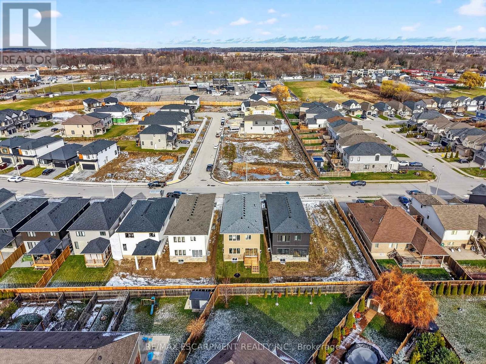 8868 Angie Drive, Niagara Falls, Ontario  L2H 3W8 - Photo 42 - X12599030