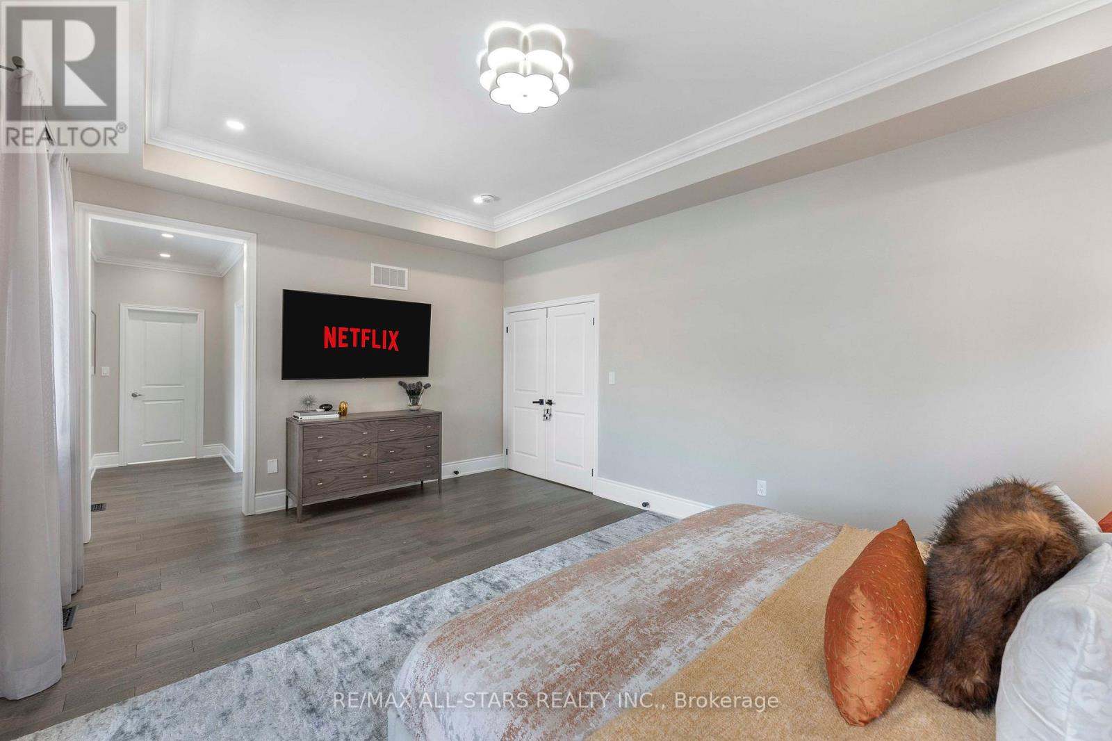 355 Reg Harrison Trail, Newmarket, Ontario  L3X 0M2 - Photo 18 - N12598476