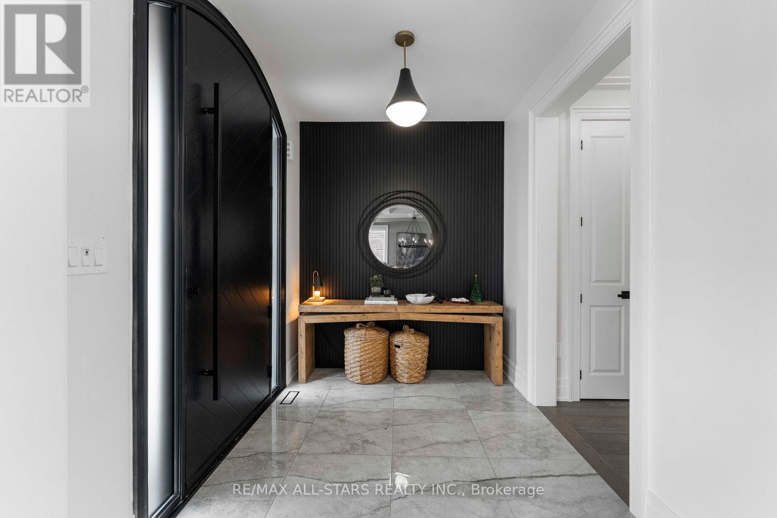 355 Reg Harrison Trail, Newmarket, Ontario  L3X 0M2 - Photo 4 - N12598476