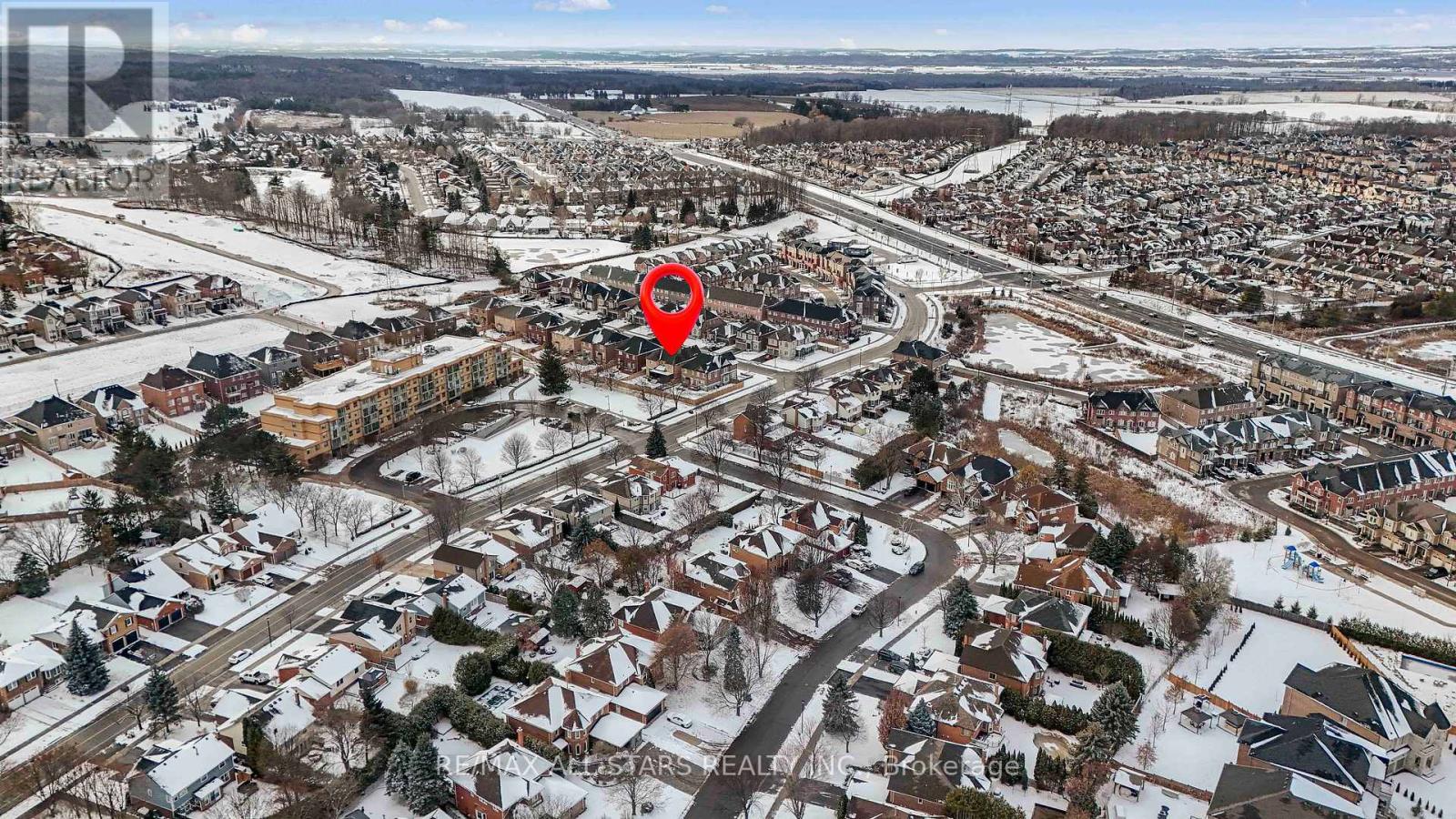 355 Reg Harrison Trail, Newmarket, Ontario  L3X 0M2 - Photo 34 - N12598476