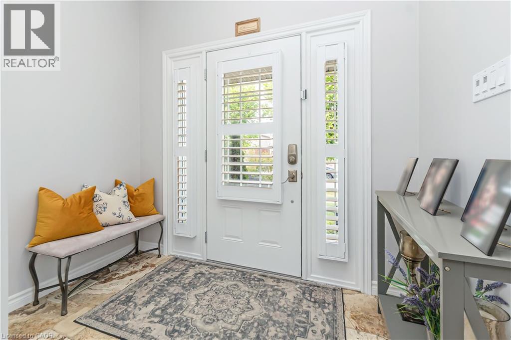 56 Smith's Creek Drive, New Hamburg, Ontario  N3A 0B3 - Photo 4 - 40792090