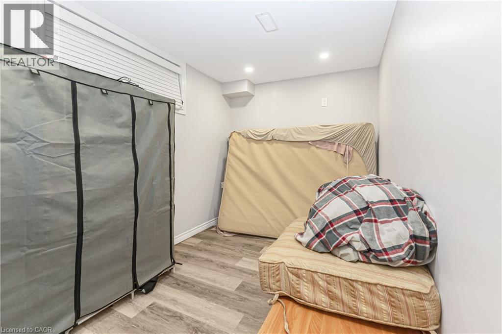 56 Smith's Creek Drive, New Hamburg, Ontario  N3A 0B3 - Photo 47 - 40792090