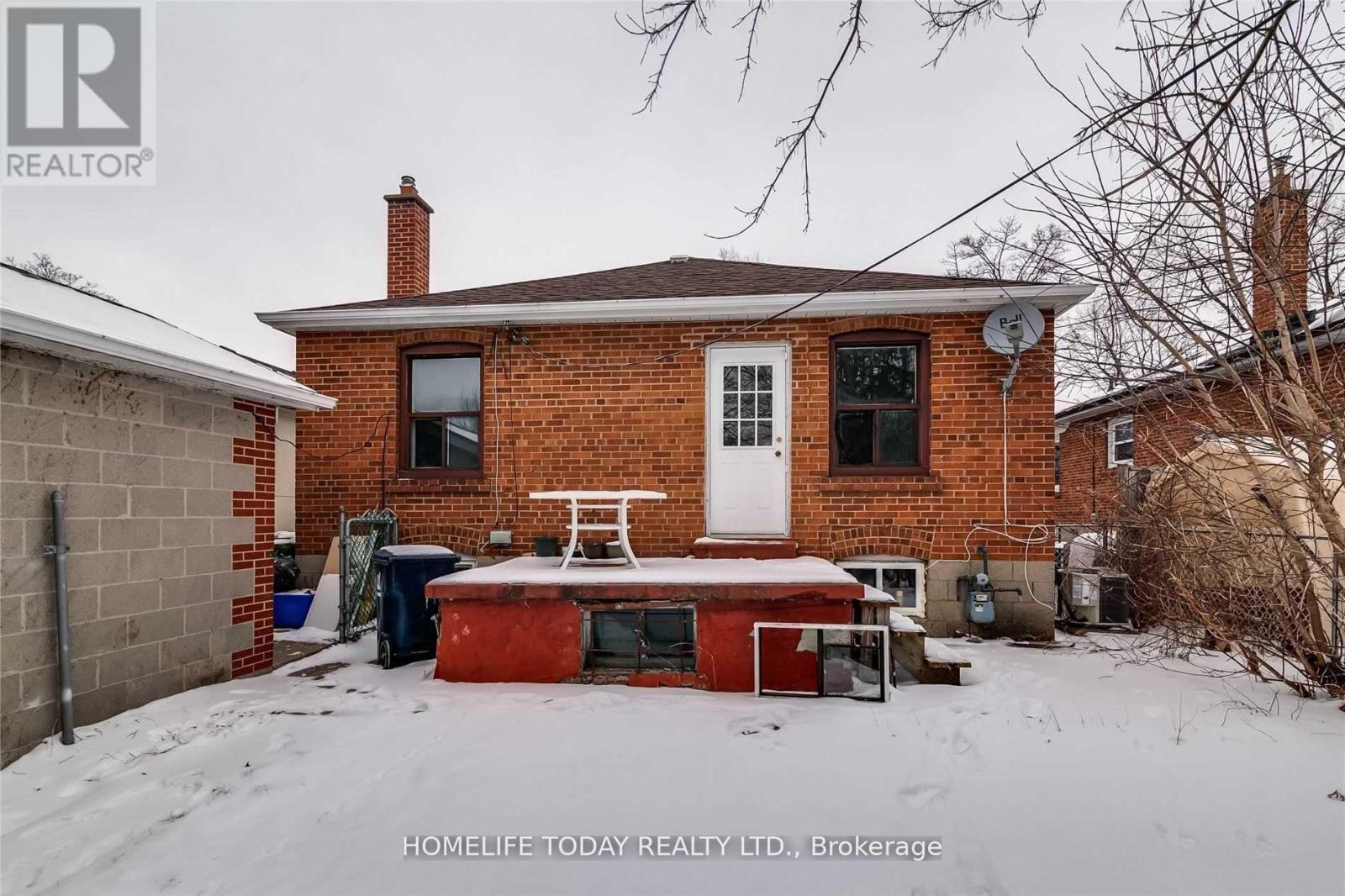 Bsmt -B - 19 Bardwell Crescent, Toronto, Ontario  M1R 1E1 - Photo 7 - E12403685