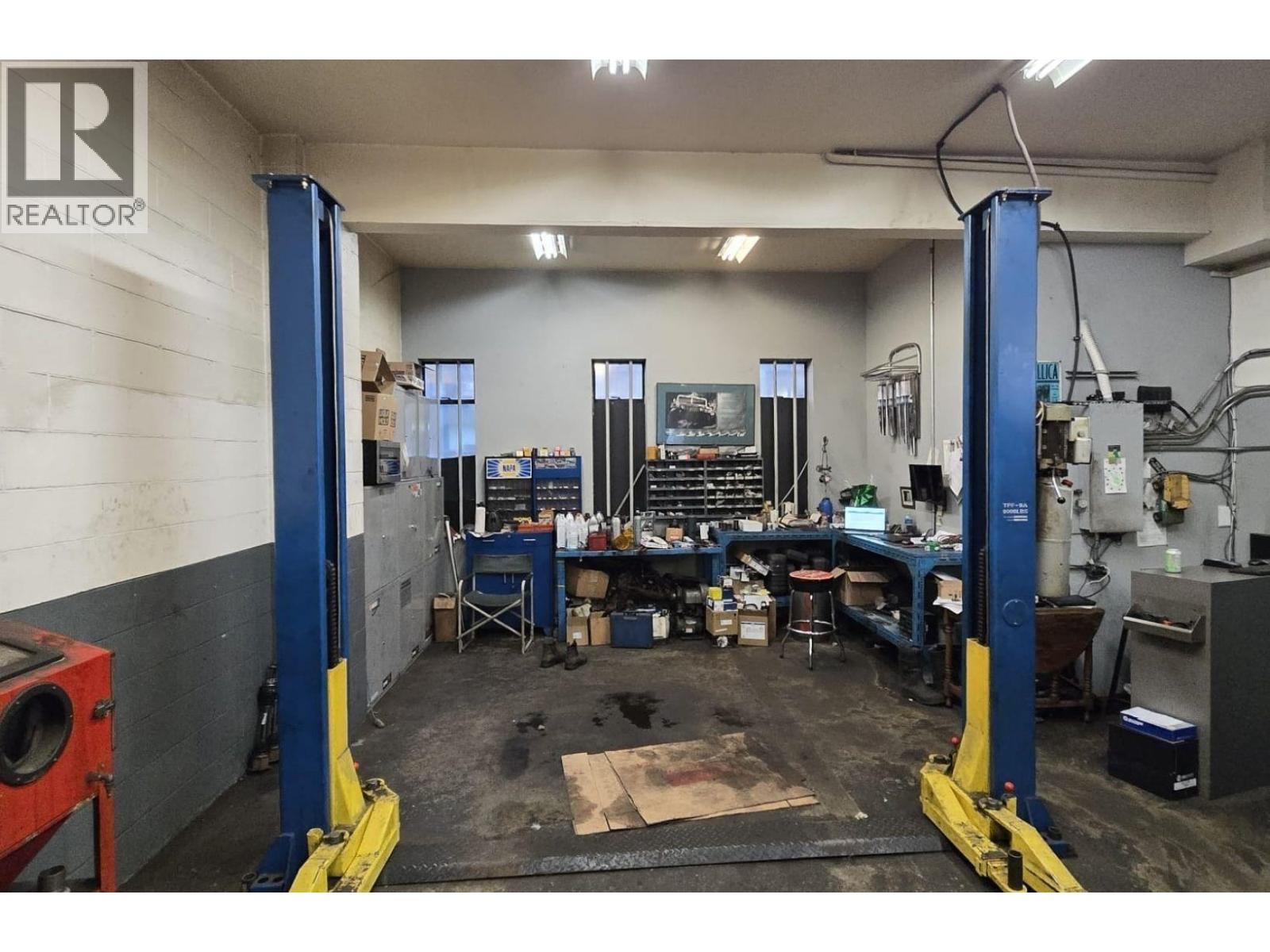 101 1485 Rupert Street, North Vancouver, British Columbia  V7J 1G1 - Photo 4 - C8074300