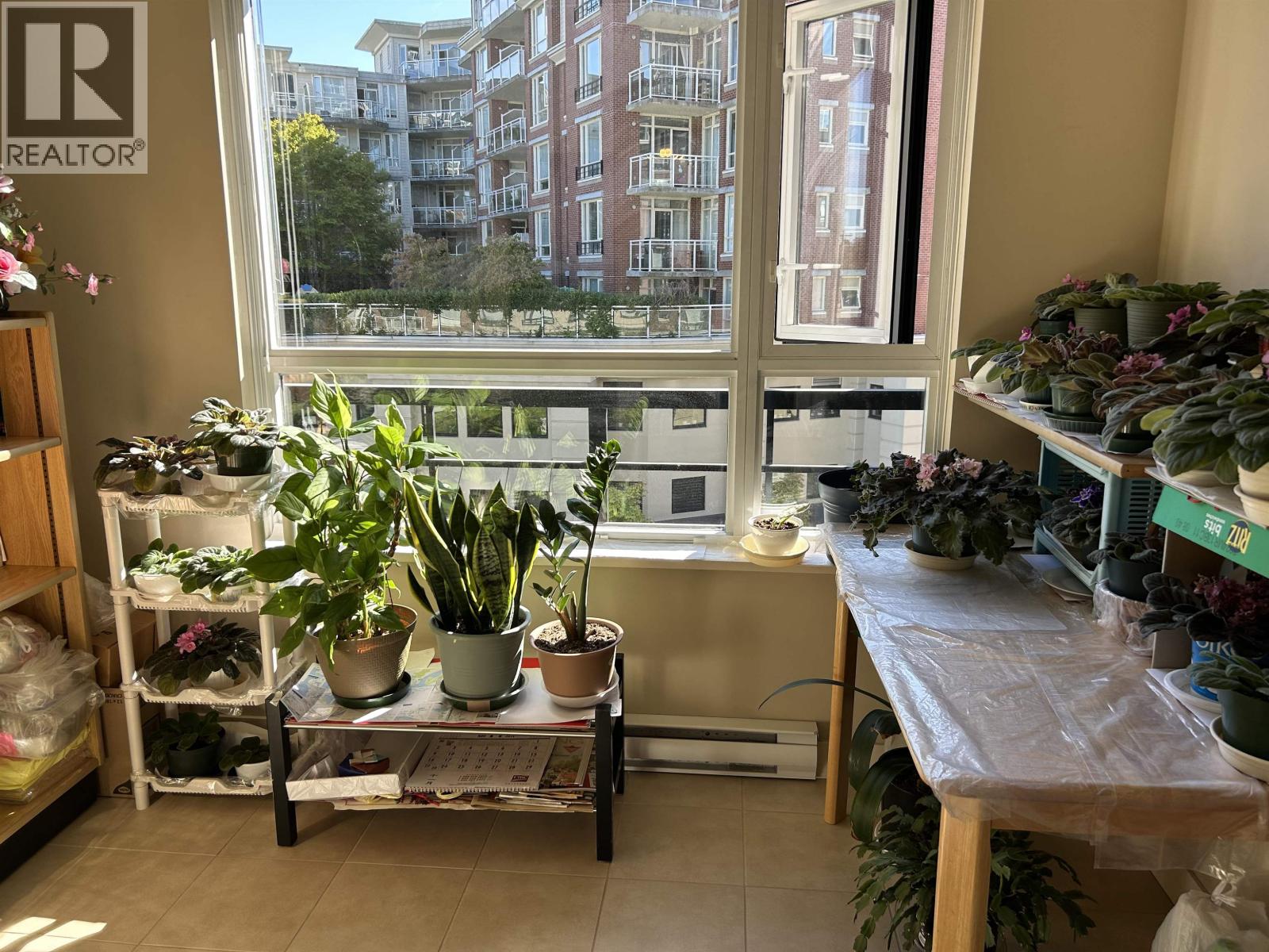 418 4028 Knight Street, Vancouver, British Columbia  V5N 5Y8 - Photo 4 - R3071384