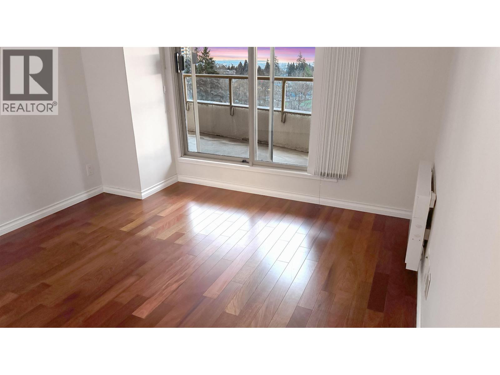 903 4830 Bennett Street, Burnaby, British Columbia  V5H 4P6 - Photo 7 - R3071939