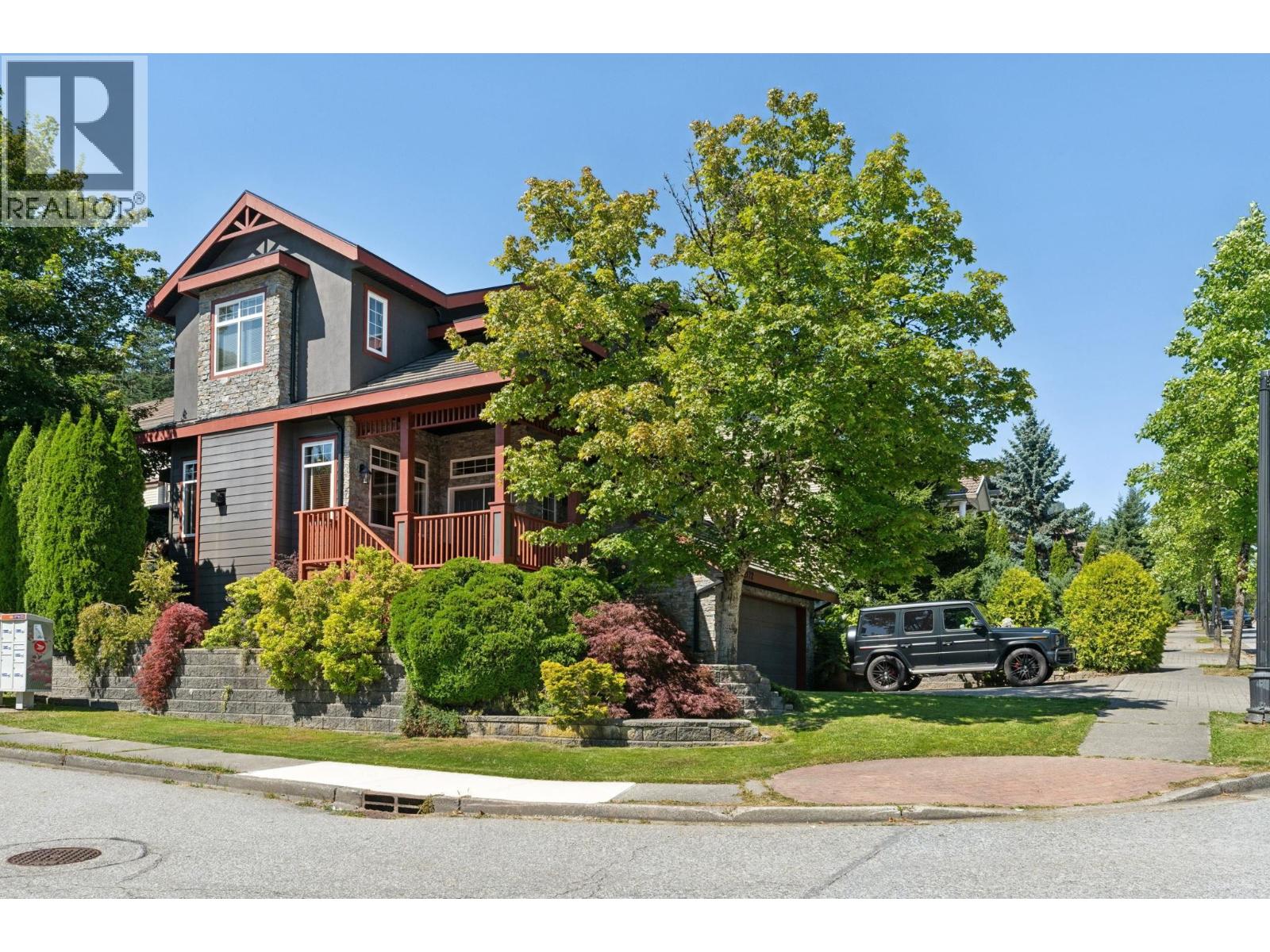 2172 Parkway Boulevard, Coquitlam, British Columbia  V3E 3N3 - Photo 1 - R3071932