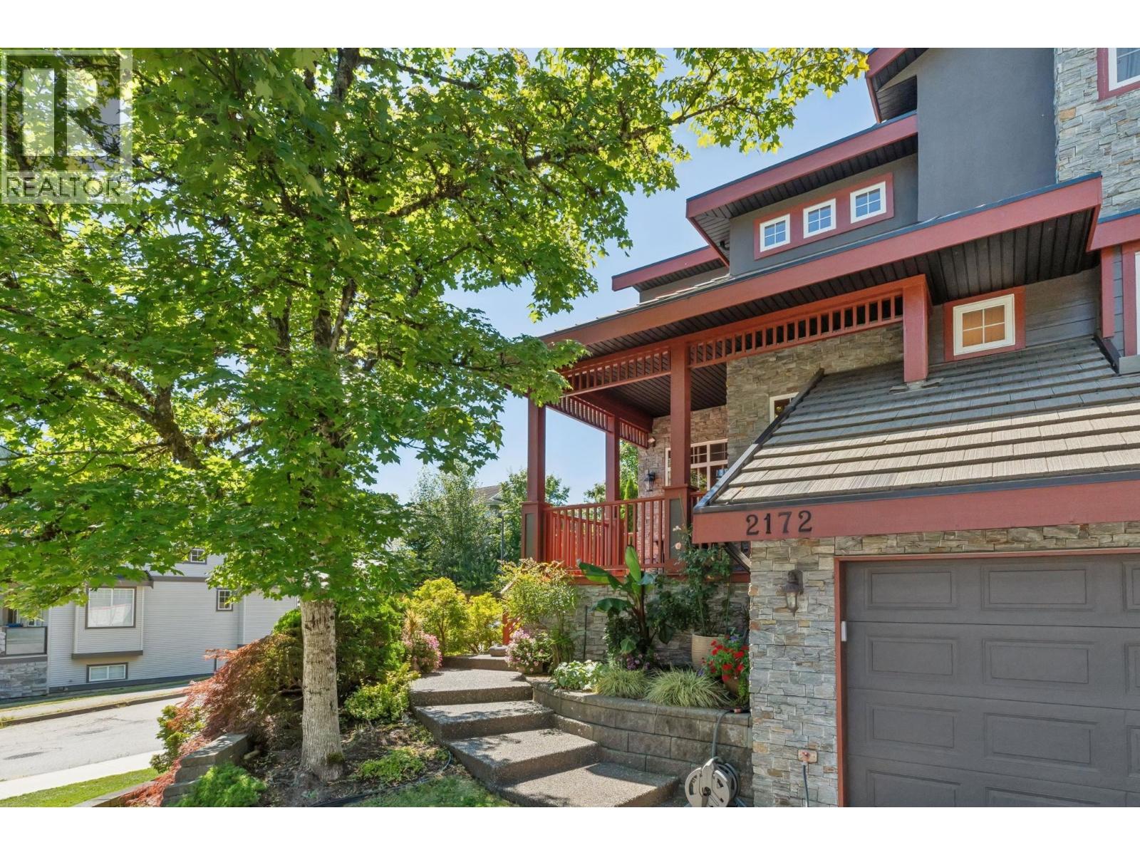 2172 Parkway Boulevard, Coquitlam, British Columbia  V3E 3N3 - Photo 3 - R3071932