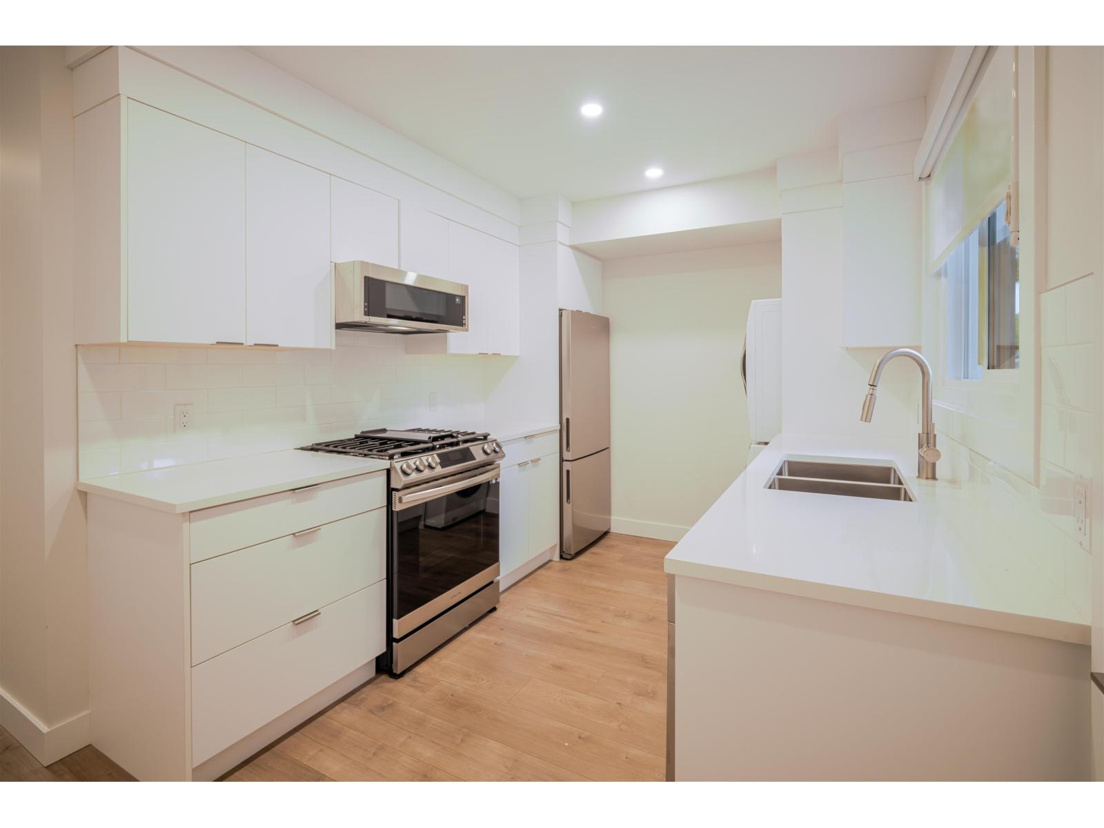 3 12317 Beecher Street, Surrey, British Columbia  V4A 3A7 - Photo 3 - R3071969