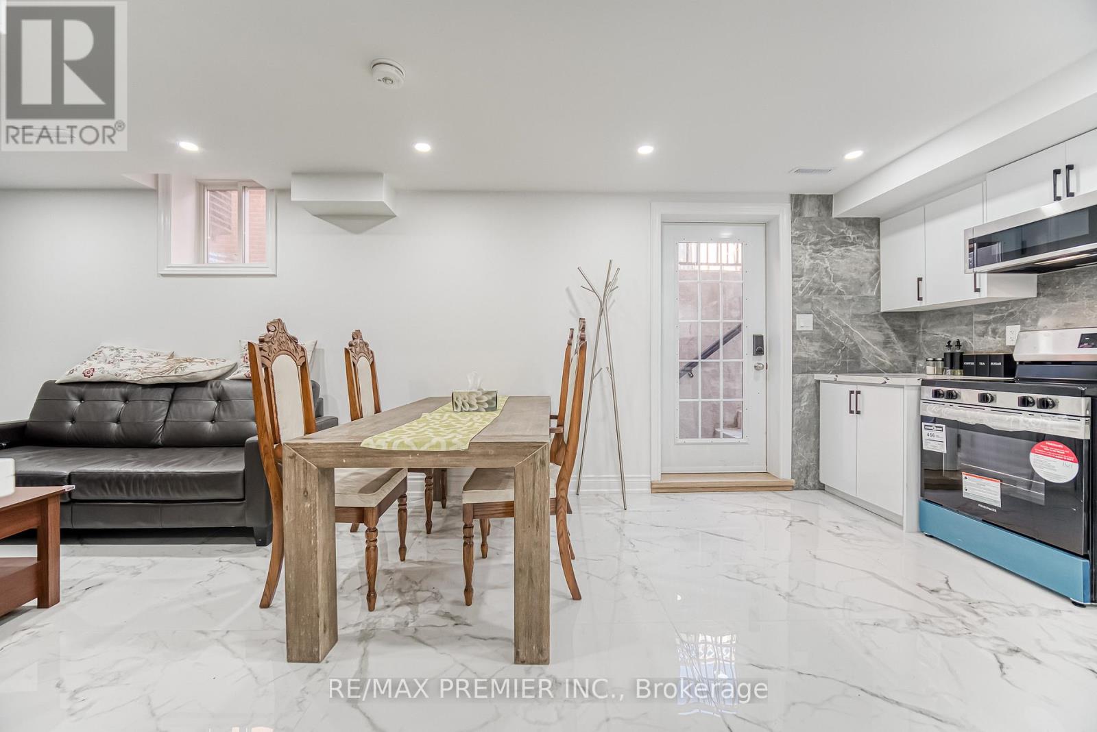 Bsmt - 133 Bernard Avenue, Richmond Hill, Ontario  L4C 9Z6 - Photo 16 - N12599110