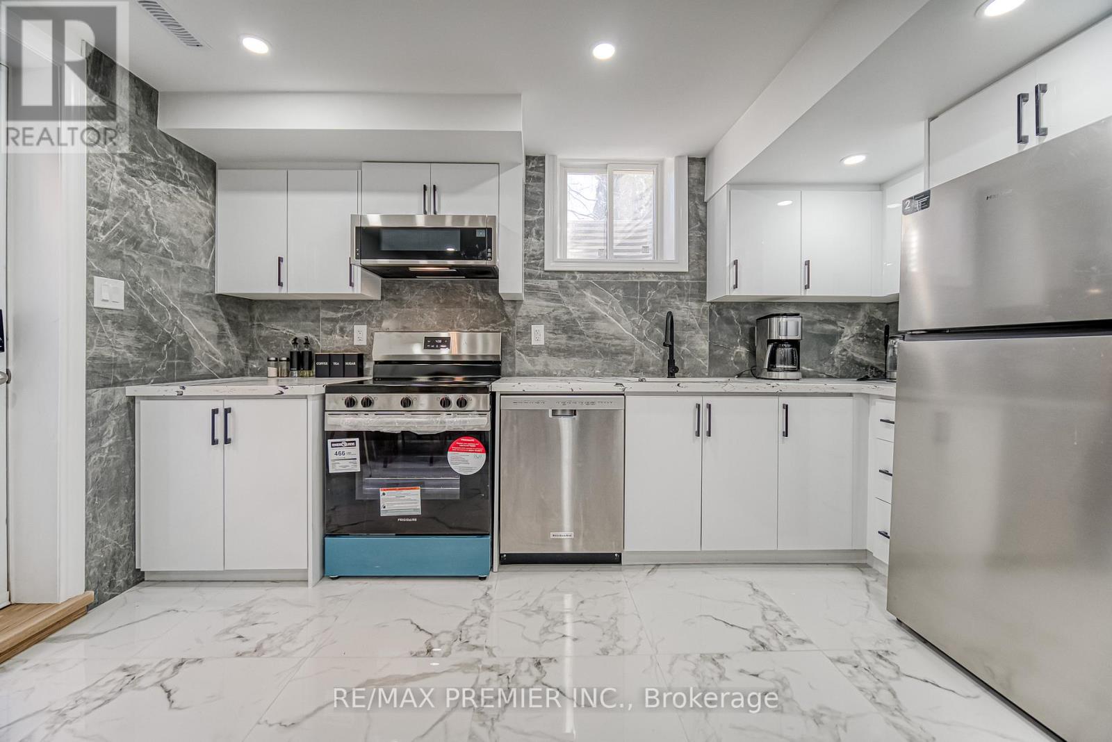 Bsmt - 133 Bernard Avenue, Richmond Hill, Ontario  L4C 9Z6 - Photo 11 - N12599110