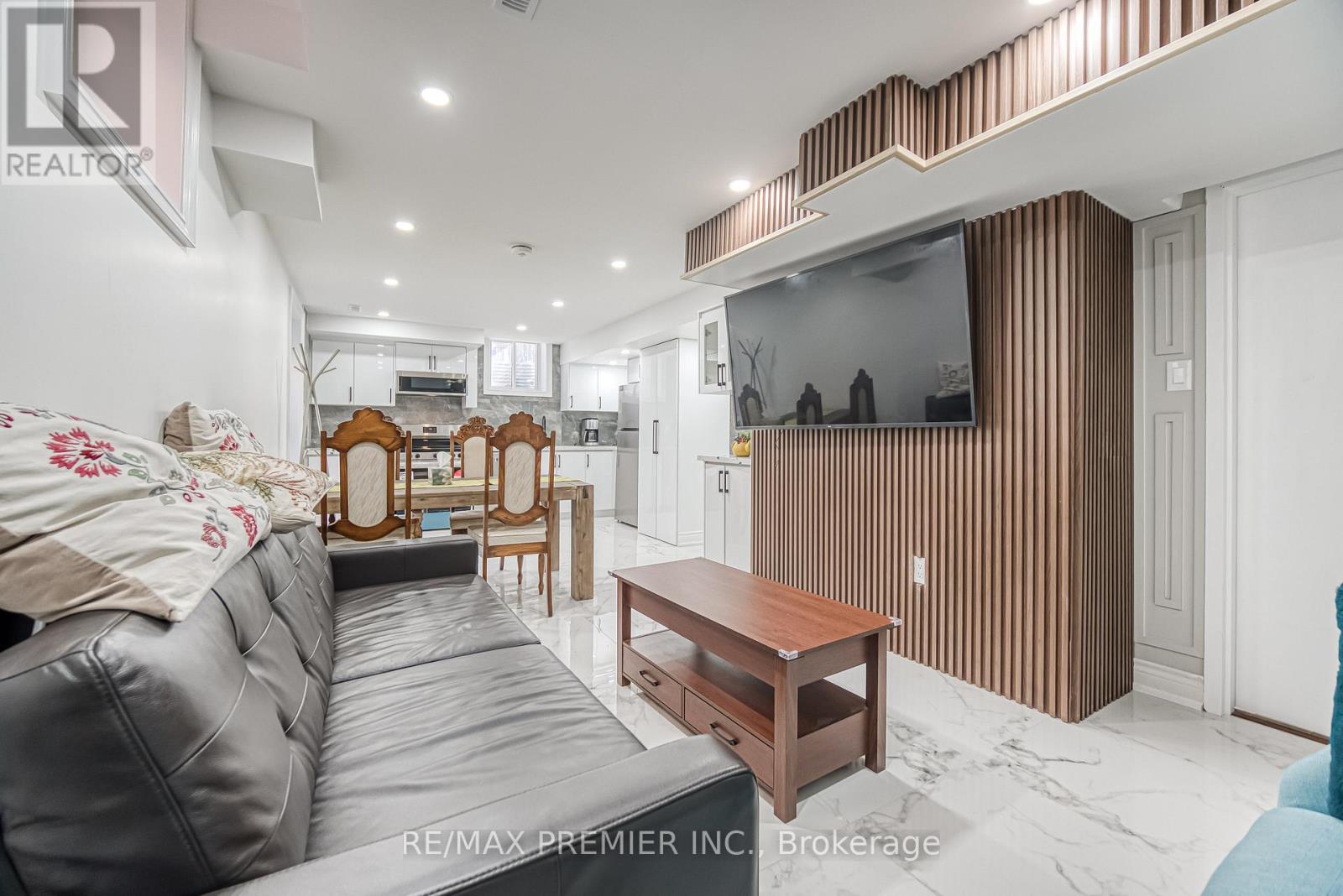 Bsmt - 133 Bernard Avenue, Richmond Hill, Ontario  L4C 9Z6 - Photo 19 - N12599110