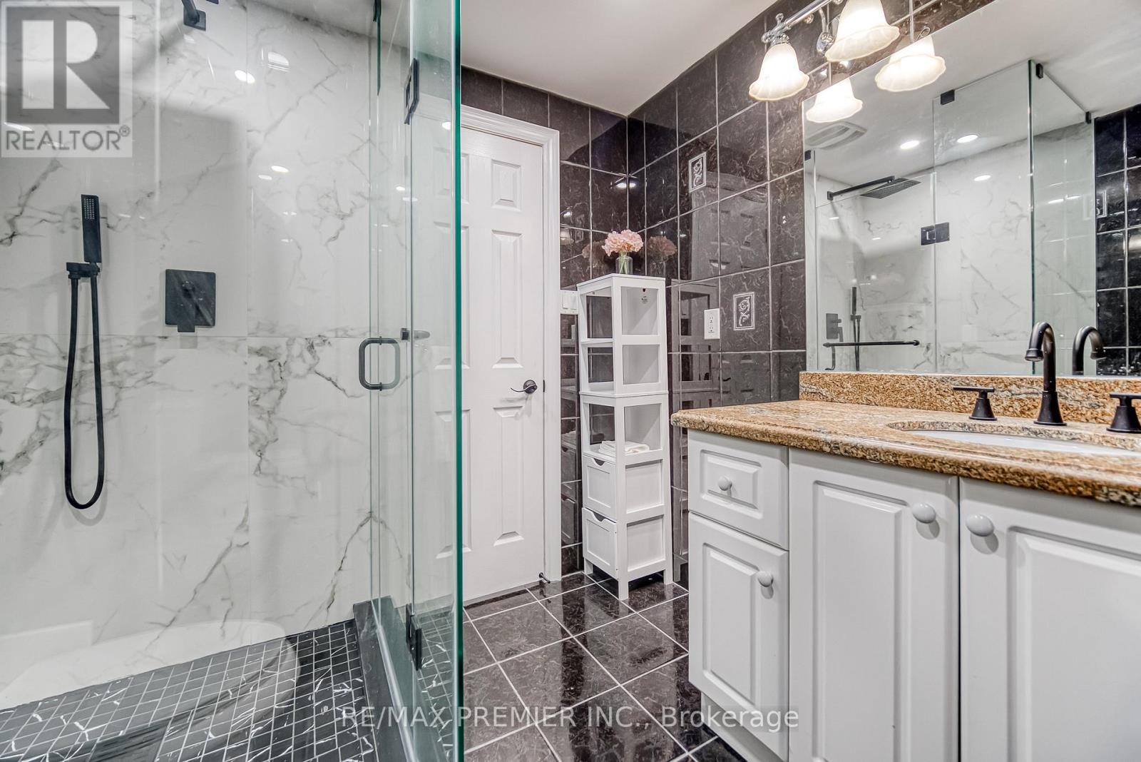 Bsmt - 133 Bernard Avenue, Richmond Hill, Ontario  L4C 9Z6 - Photo 29 - N12599110