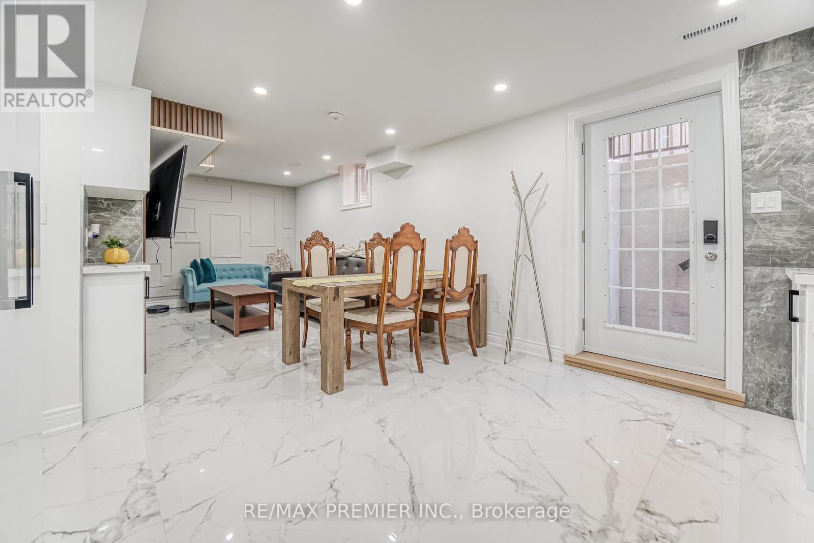 Bsmt - 133 Bernard Avenue, Richmond Hill, Ontario  L4C 9Z6 - Photo 9 - N12599110