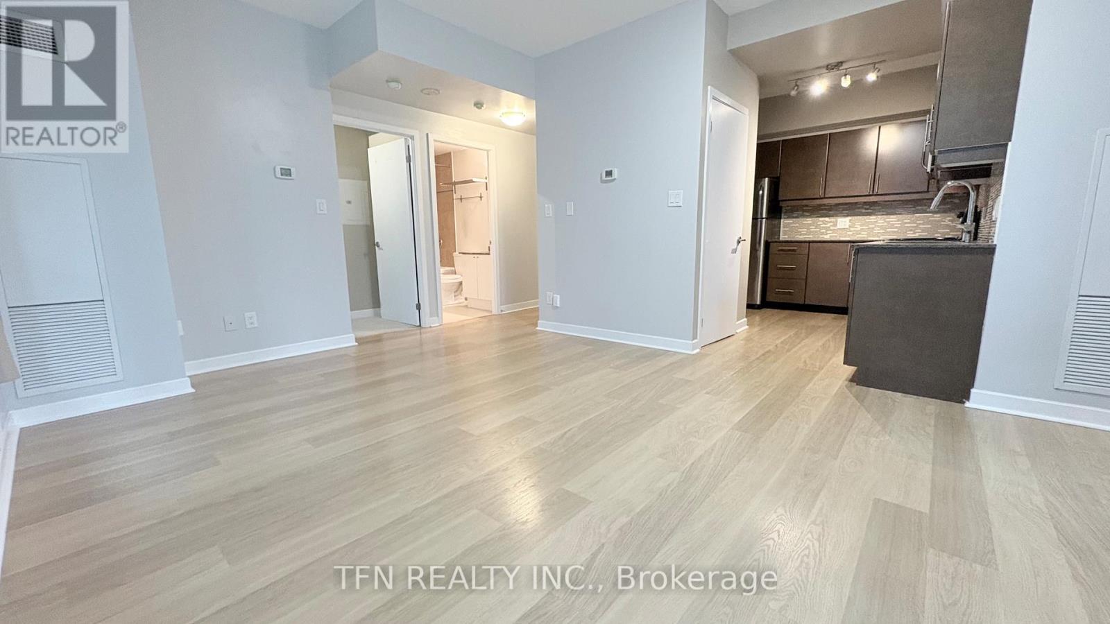 504 - 33 Bay Street, Toronto, Ontario  M5J 2Z3 - Photo 7 - C12599142