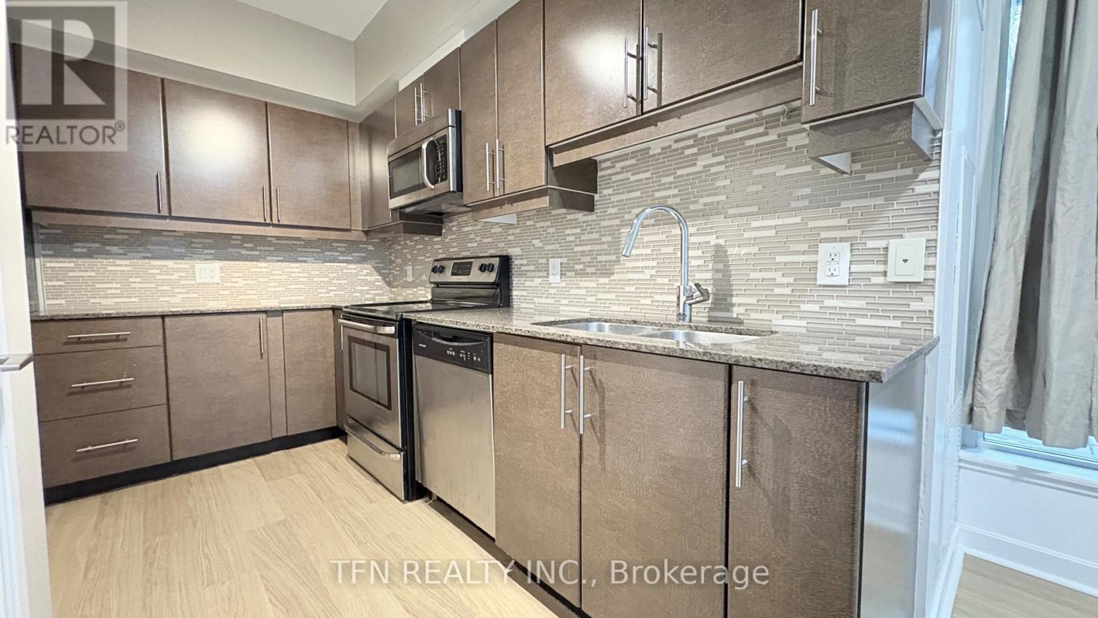 504 - 33 Bay Street, Toronto, Ontario  M5J 2Z3 - Photo 9 - C12599142