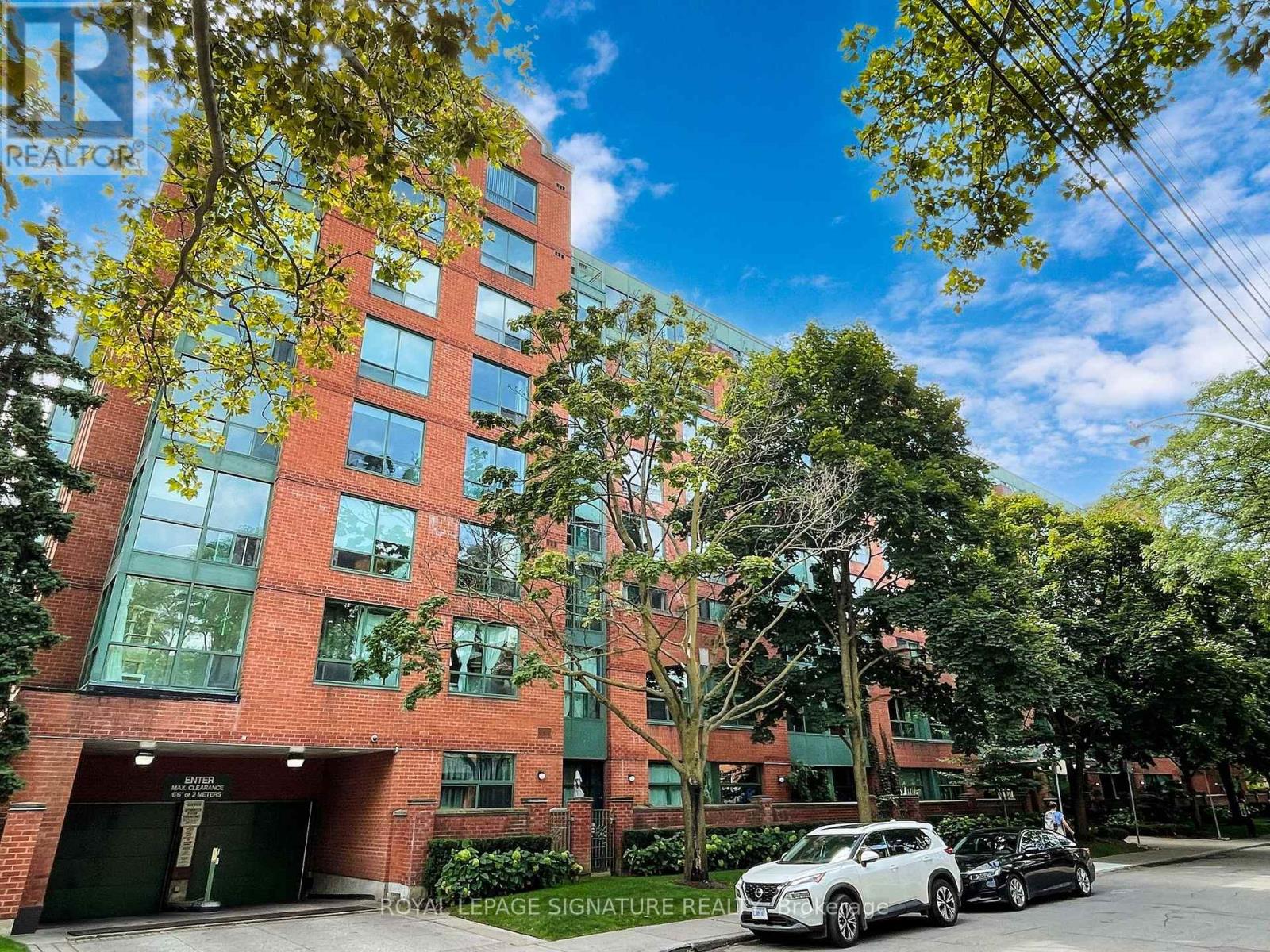 726 - 95 Prince Arthur Avenue, Toronto, Ontario  M5R 3P6 - Photo 2 - C12599152