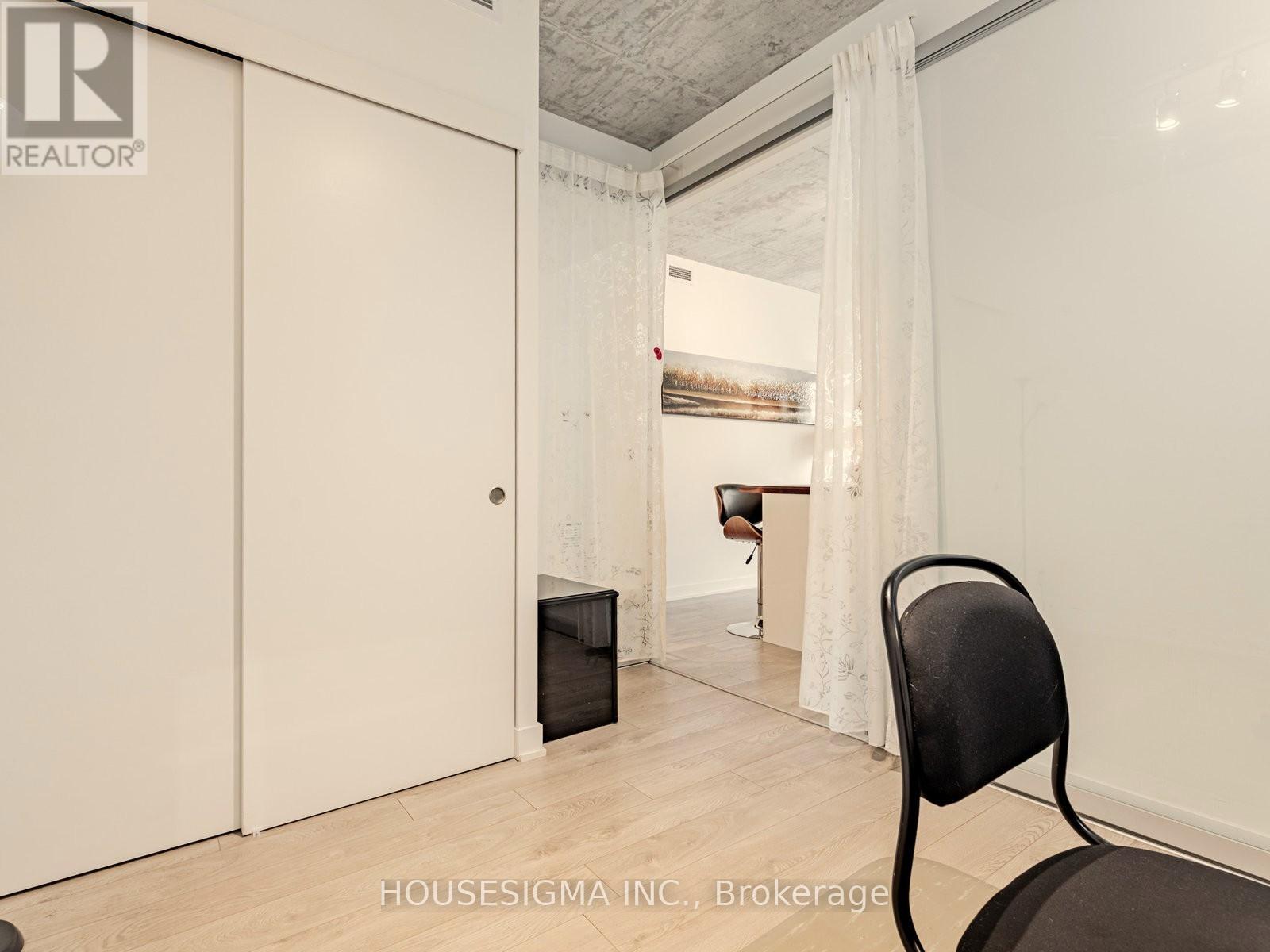 1201 - 185 Roehampton Avenue, Toronto, Ontario  M4P 1R4 - Photo 10 - C12599158