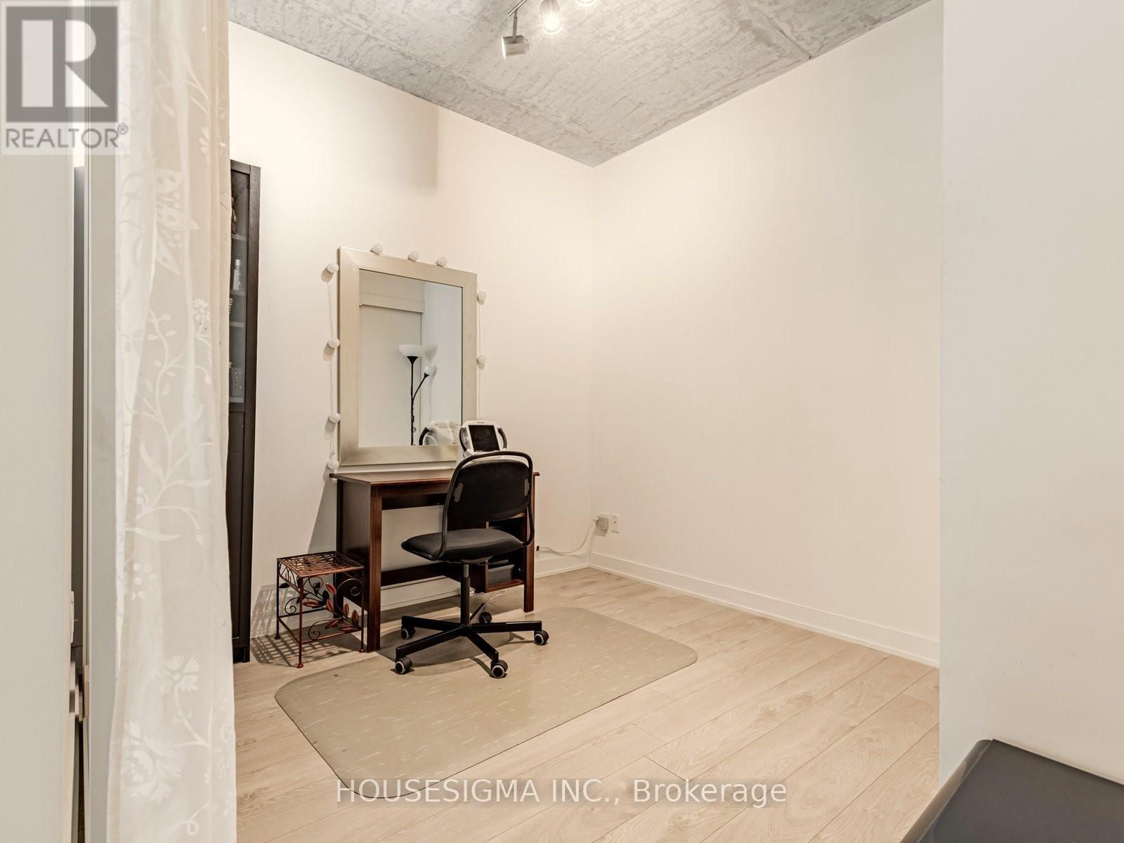 1201 - 185 Roehampton Avenue, Toronto, Ontario  M4P 1R4 - Photo 11 - C12599158