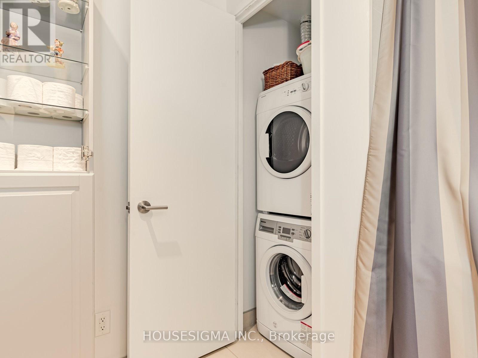 1201 - 185 Roehampton Avenue, Toronto, Ontario  M4P 1R4 - Photo 12 - C12599158