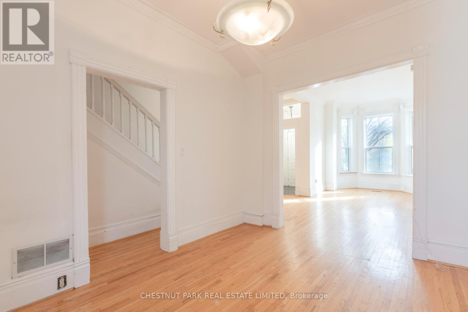 84 Shaftesbury Avenue, Toronto, Ontario  M4T 1A5 - Photo 13 - C12599164