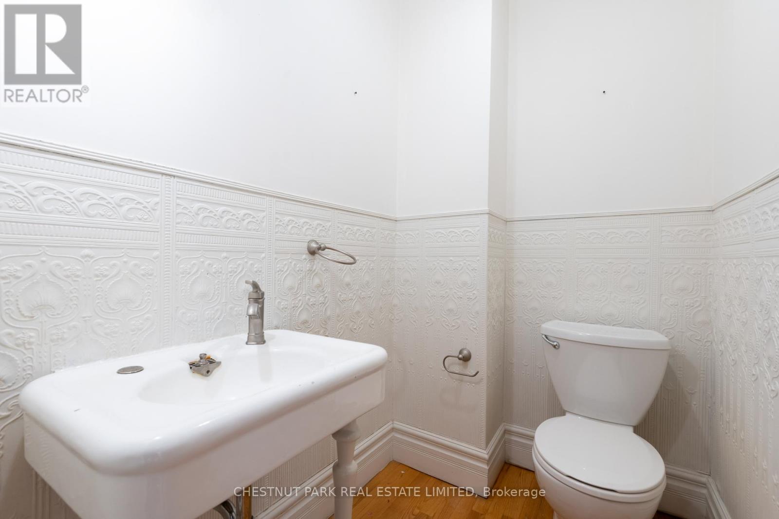 84 Shaftesbury Avenue, Toronto, Ontario  M4T 1A5 - Photo 15 - C12599164