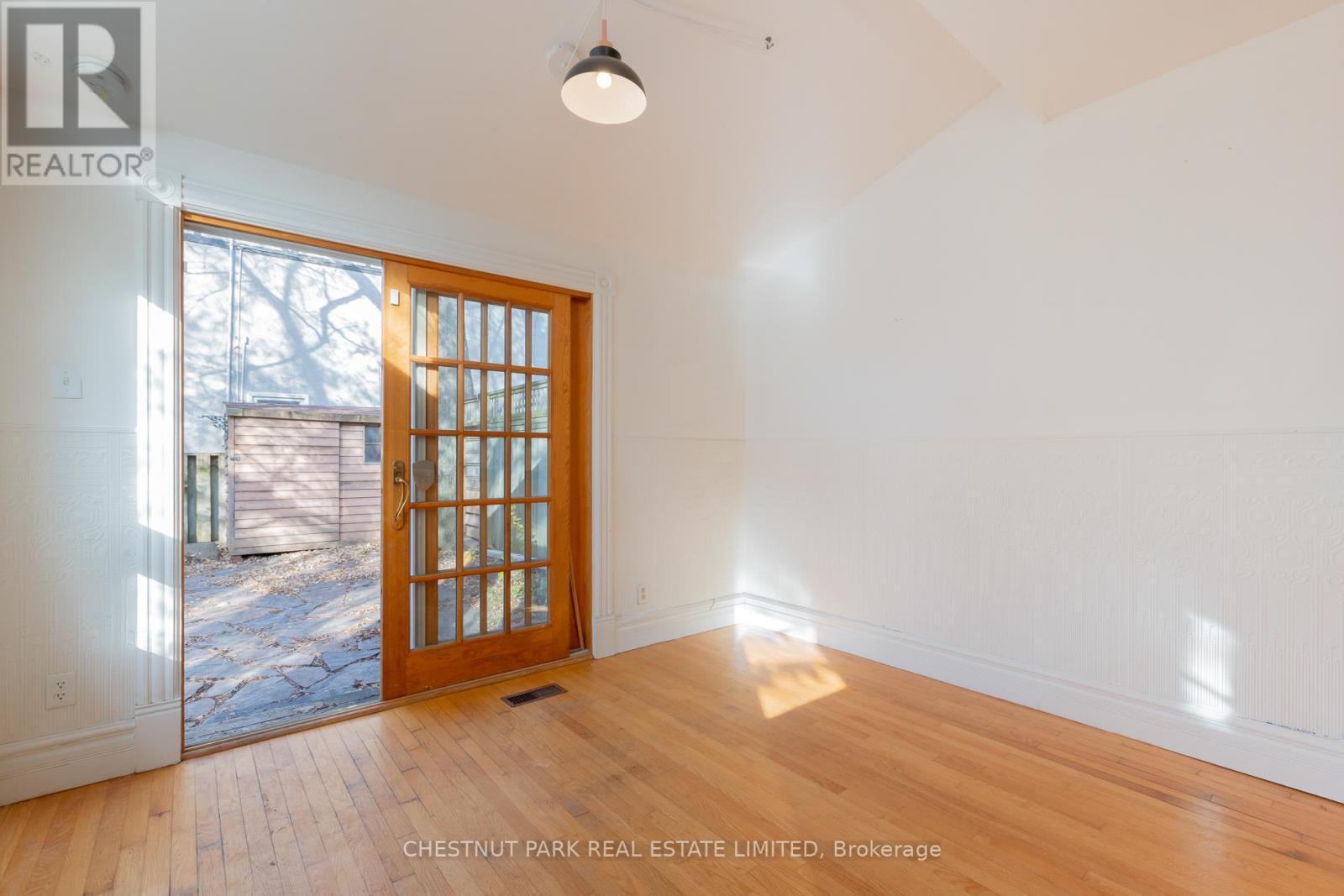 84 Shaftesbury Avenue, Toronto, Ontario  M4T 1A5 - Photo 21 - C12599164