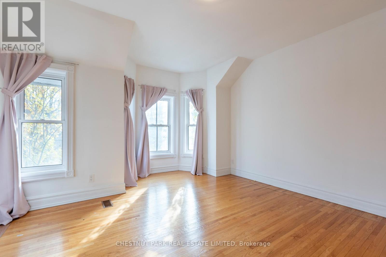 84 Shaftesbury Avenue, Toronto, Ontario  M4T 1A5 - Photo 27 - C12599164