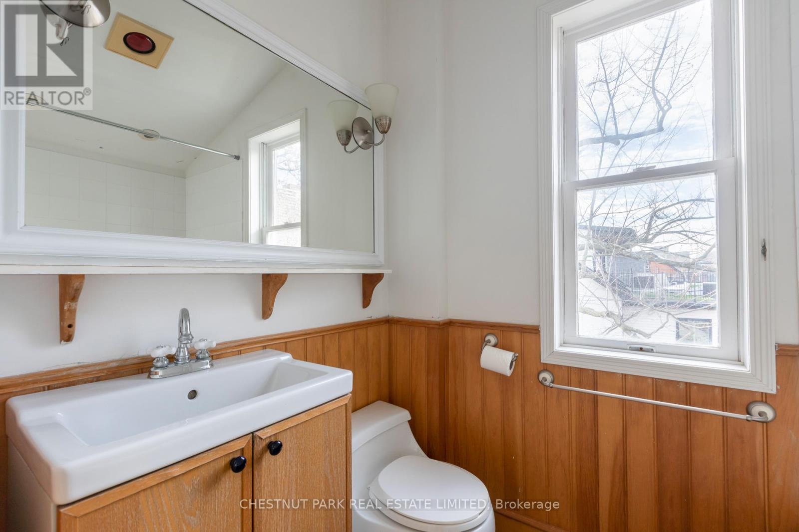 84 Shaftesbury Avenue, Toronto, Ontario  M4T 1A5 - Photo 32 - C12599164